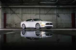 2022 Mustang Coupe Ice White Appearance Package